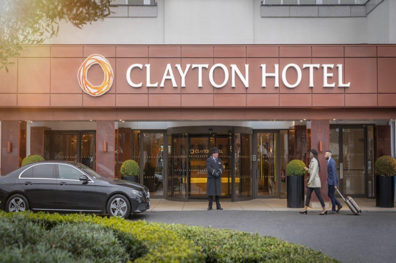 Clayton Hotel Charlemont Dublín Exterior foto